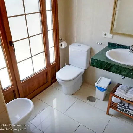 Luxury With Private Heated Pool And Jacuzzi Oceano Vila Playa Blanca (Lanzarote)